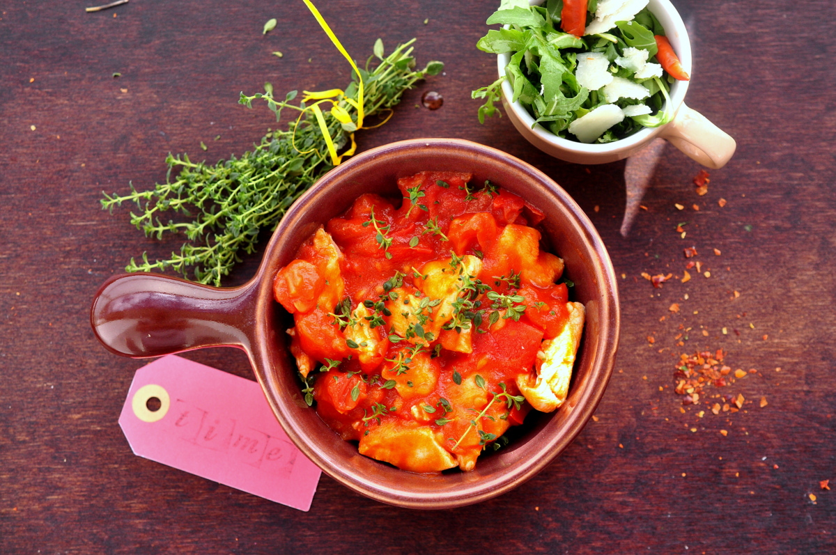 obiad inspiracje - warzywa w sosie pomidorowym