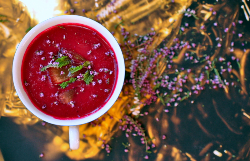 Fioletowe jedzenie - fioletowa zupa